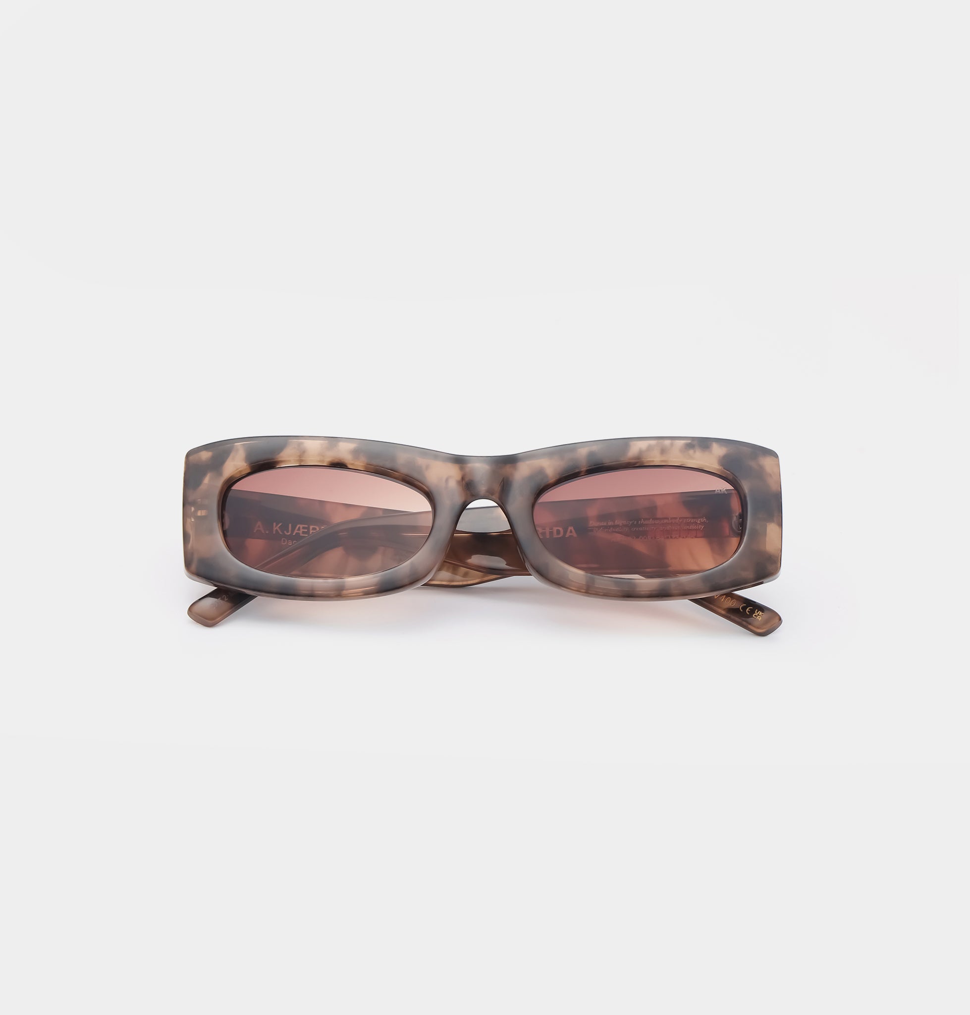 A.KJÆRBEDE - Frida Sunglasses (Coquina)