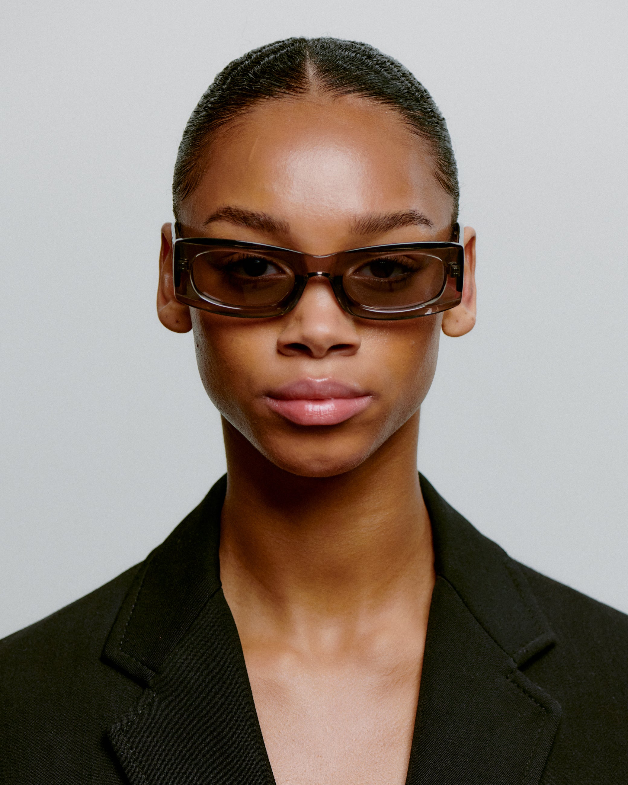 A.KJÆRBEDE - Frida Sunglasses (Smoke Transparent)