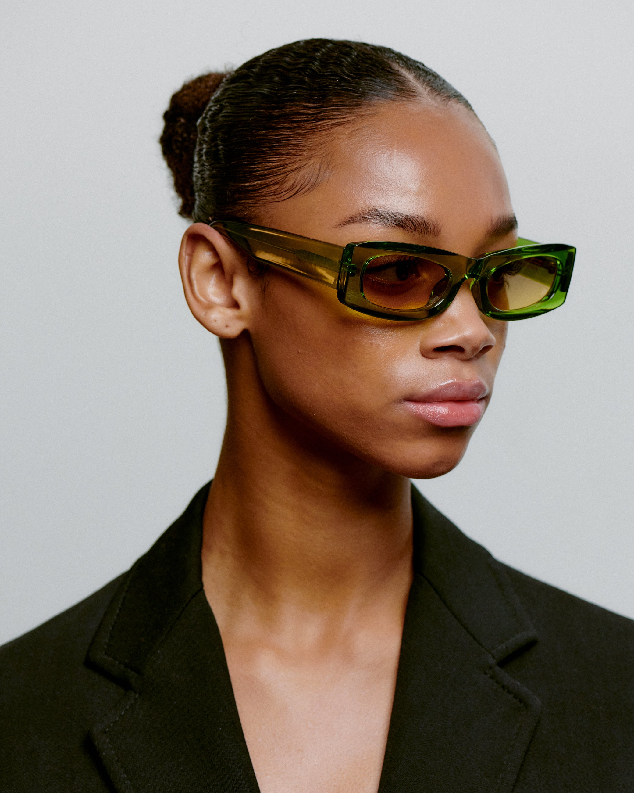 A.KJÆRBEDE - Frida Sunglasses (Light Olive)