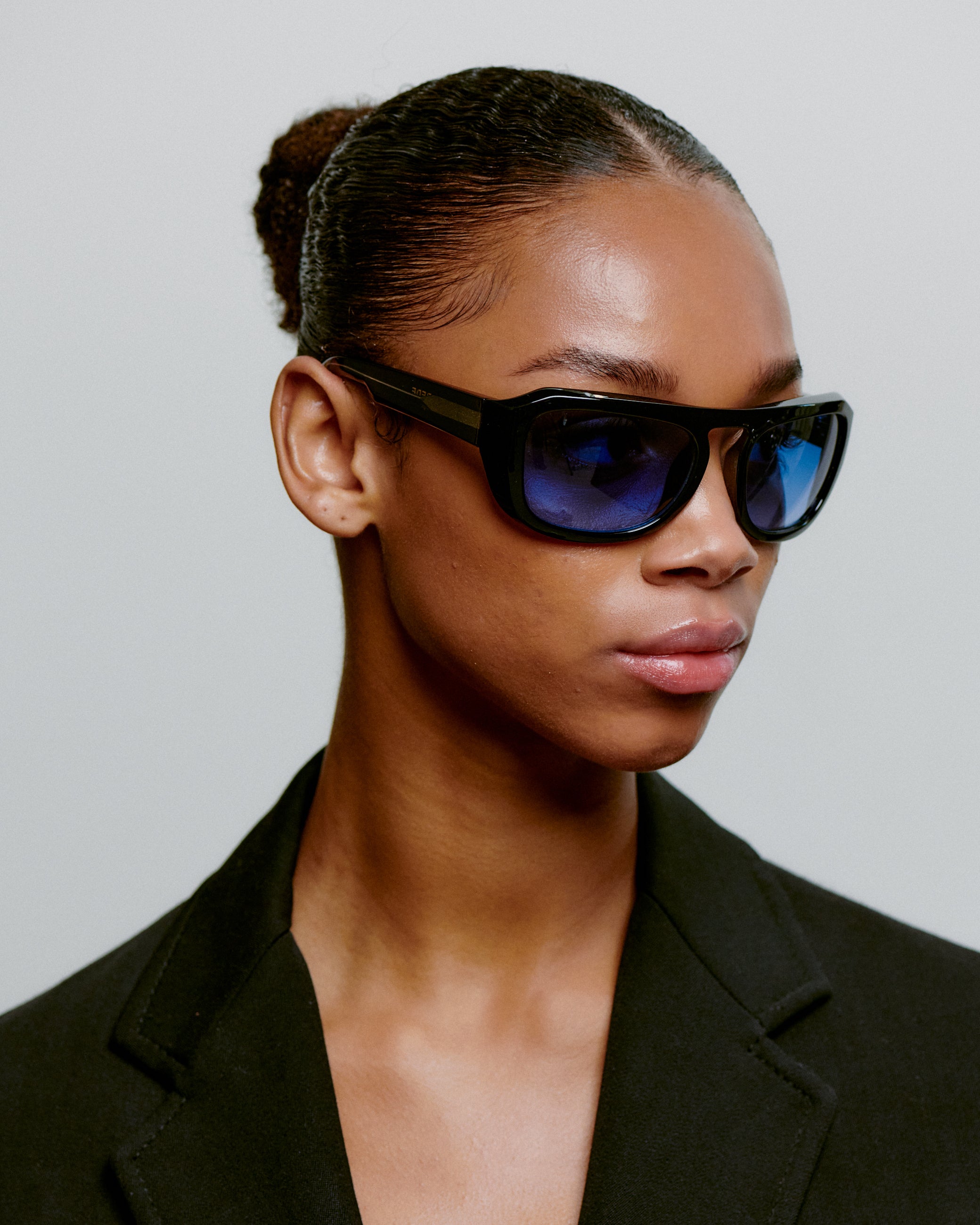 A.KJÆRBEDE - Max Sunglasses (Black Blue)