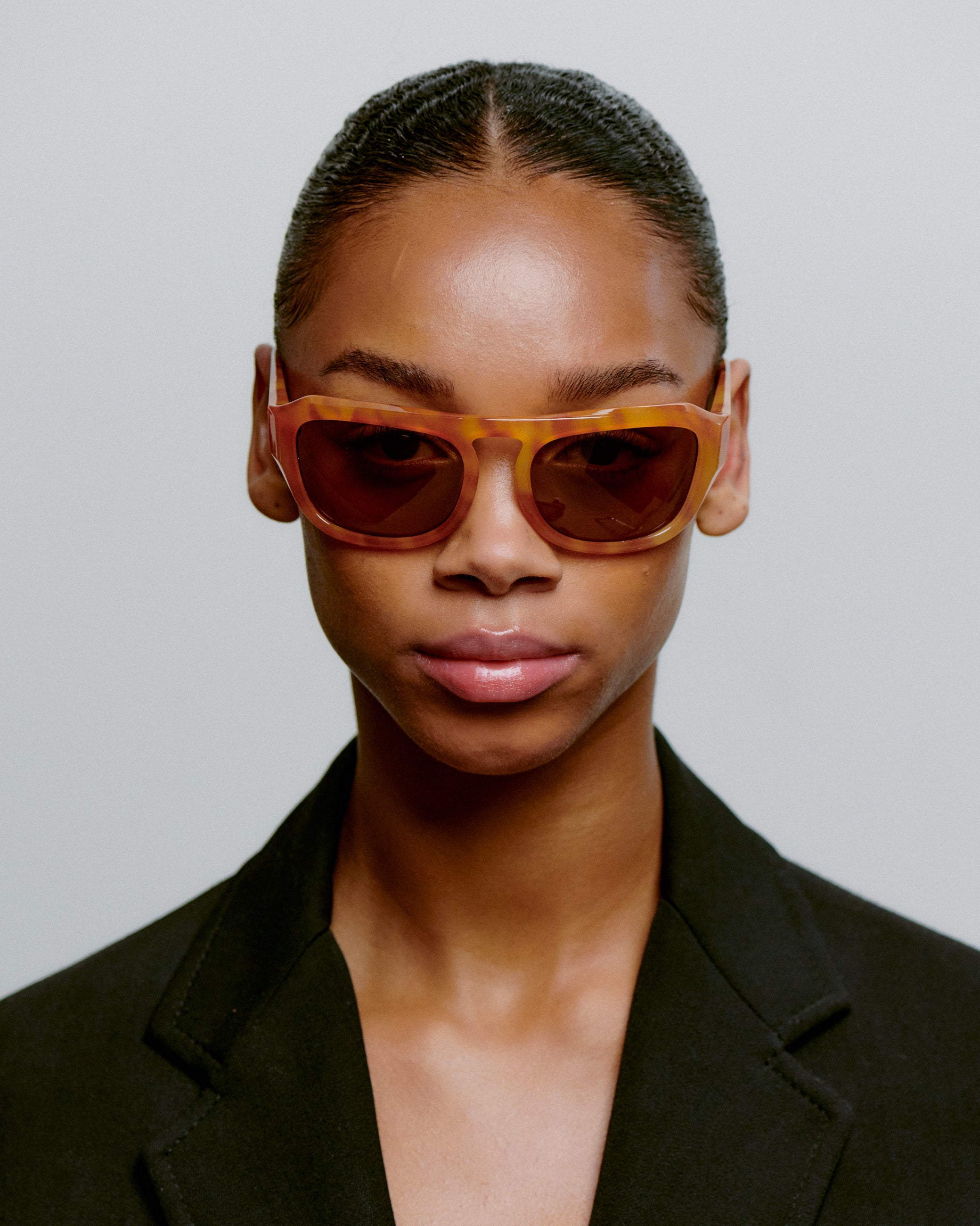 A.KJÆRBEDE - Max Sunglasses (Burnt Amber)