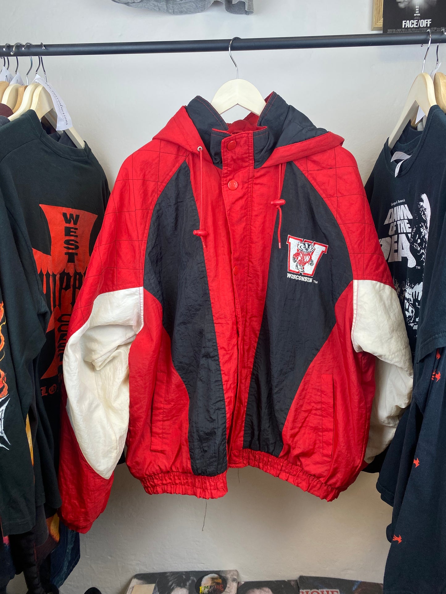 Vintage Wisconsin Badgers - Starter 90s Jacket - size XL