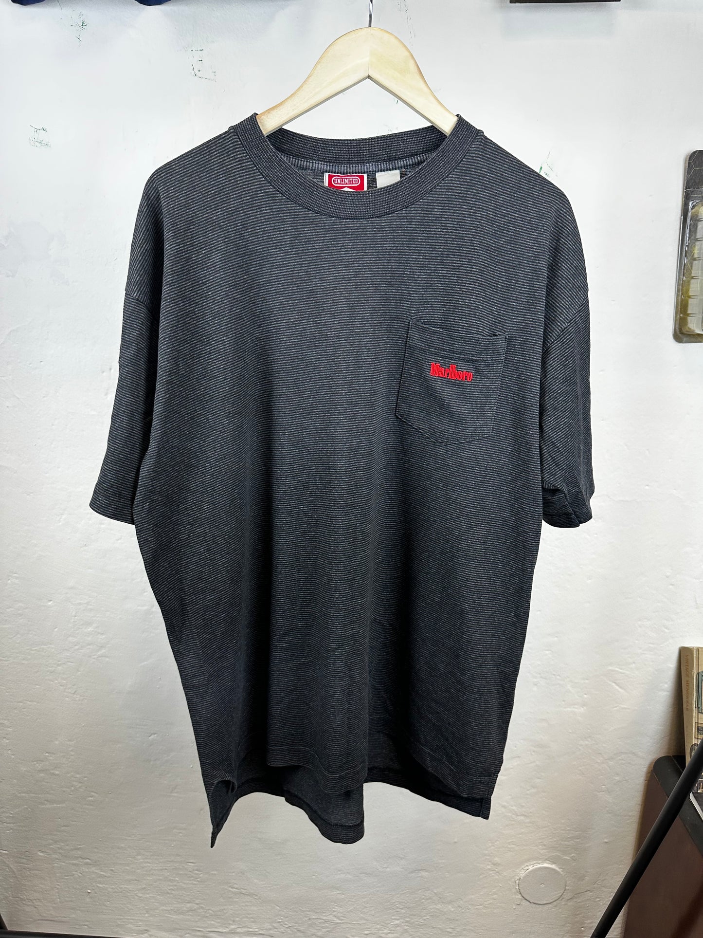Vintage Marlboro 80s t-shirt - size XL