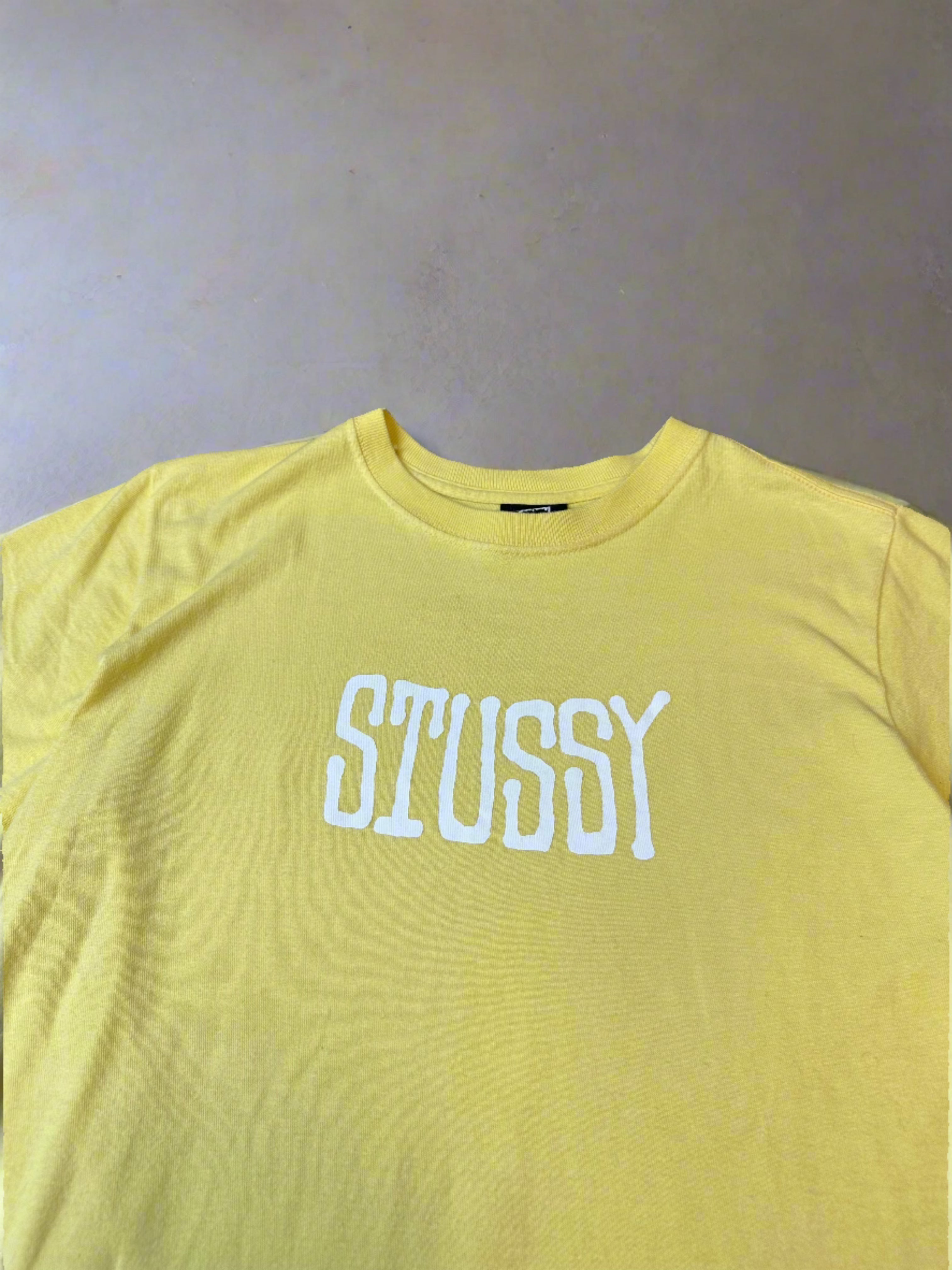 Vintage Stüssy Spellout T-shirt - size M