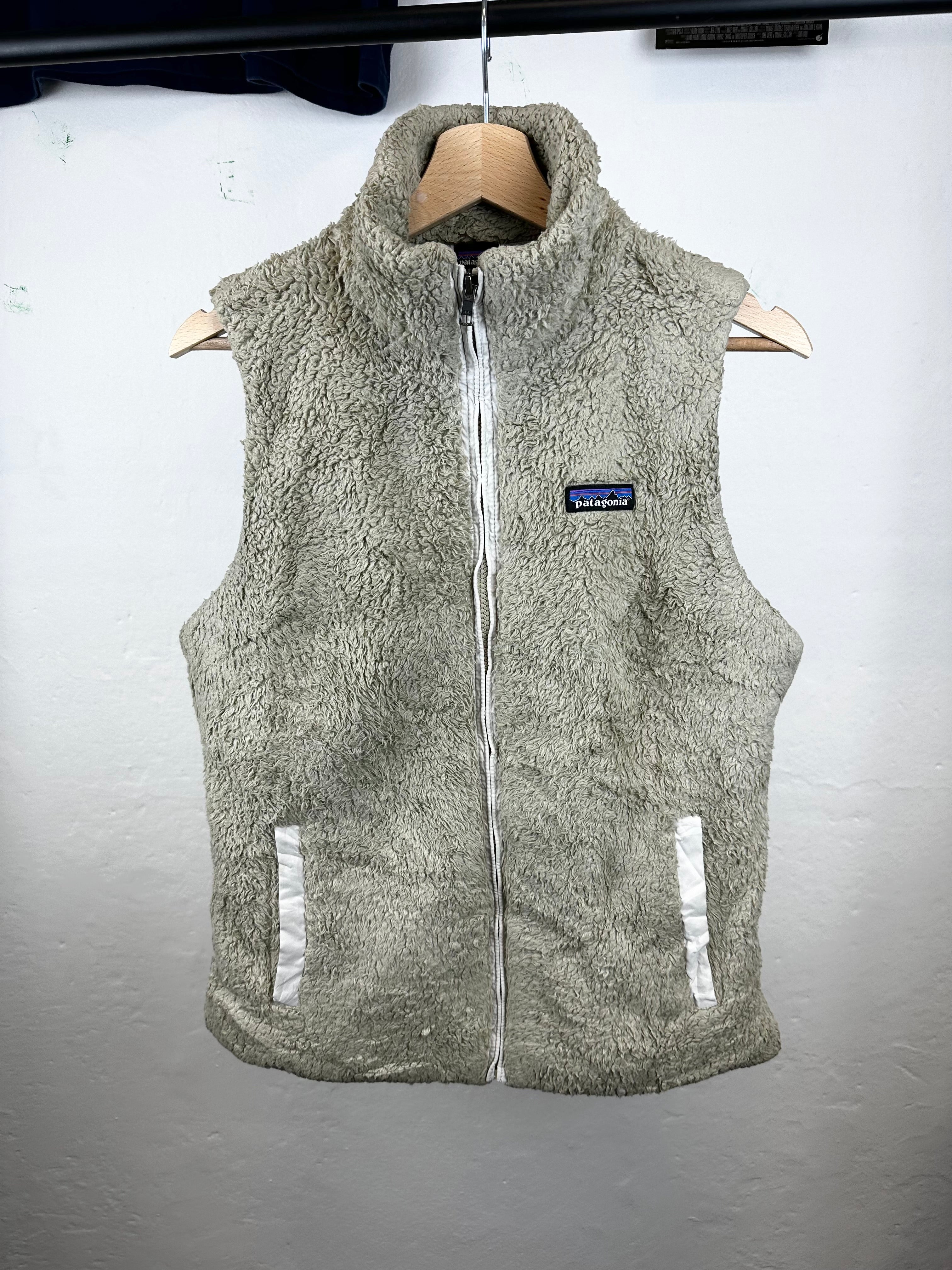 Patagonia Fluffy Vest - size M