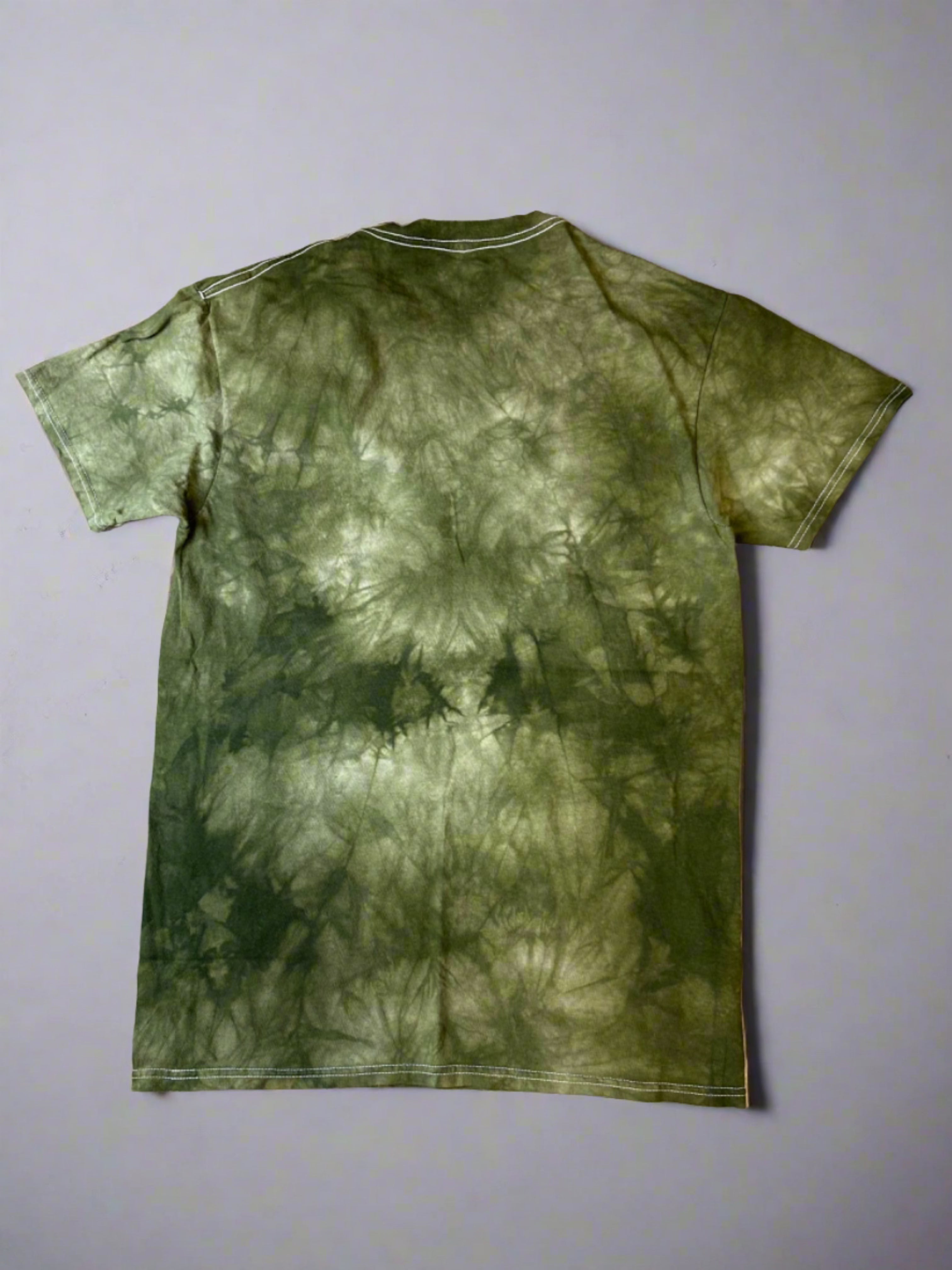 Vintage Tree T-shirt - size M