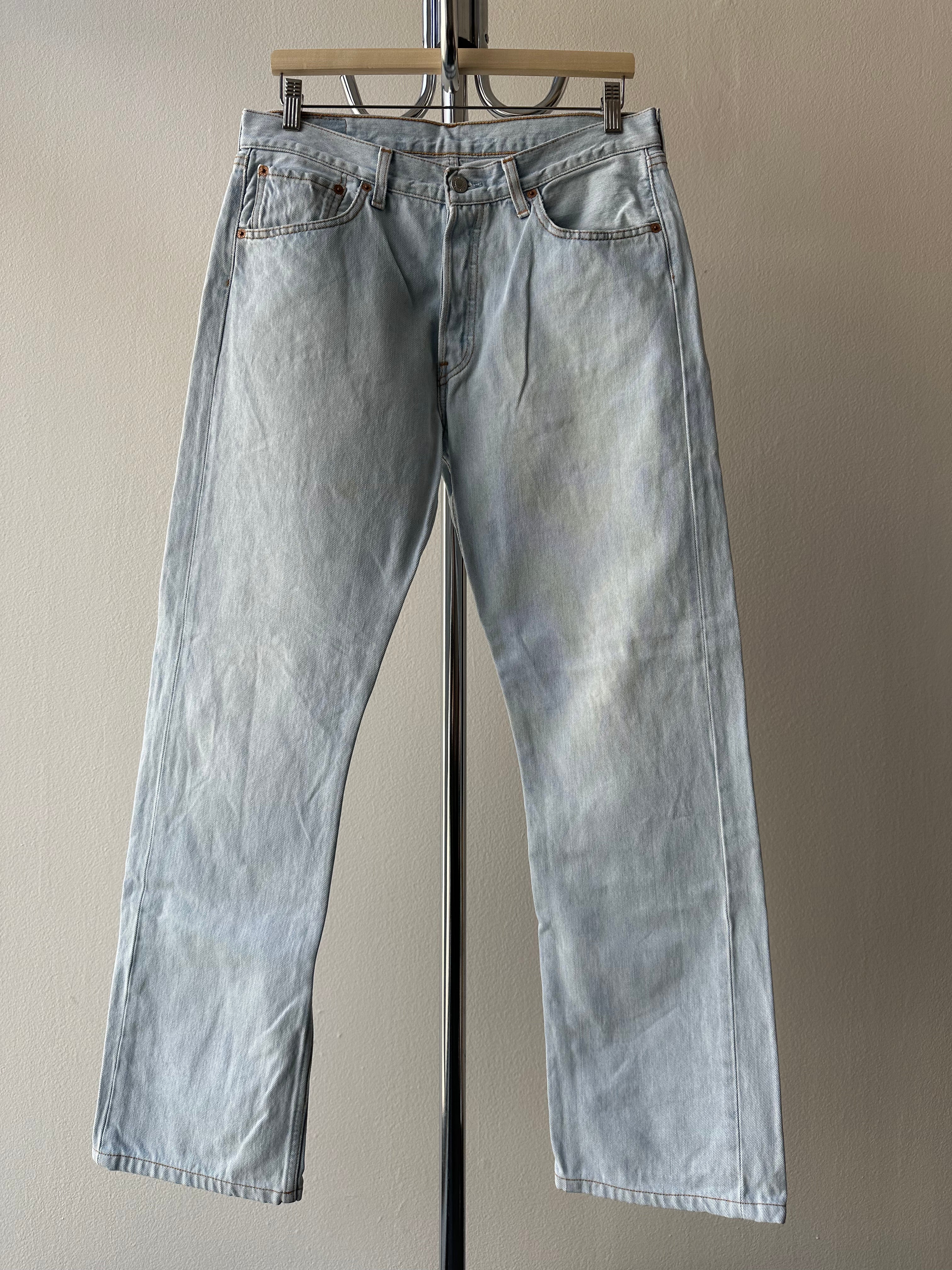 Levi's 501 Washed Light Blue Pants - size 33x34
