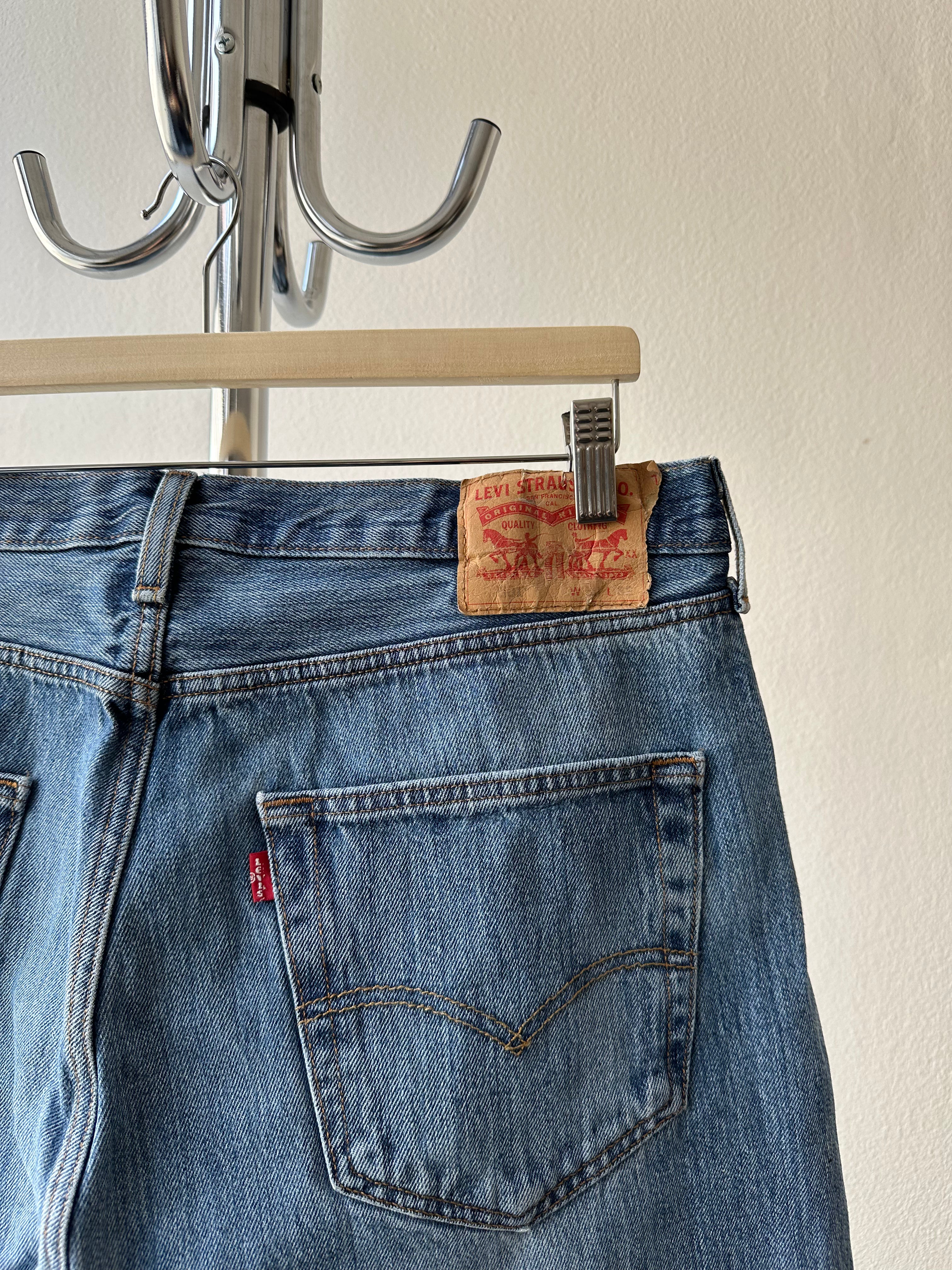 Levi's 501 Pants - size 38x32