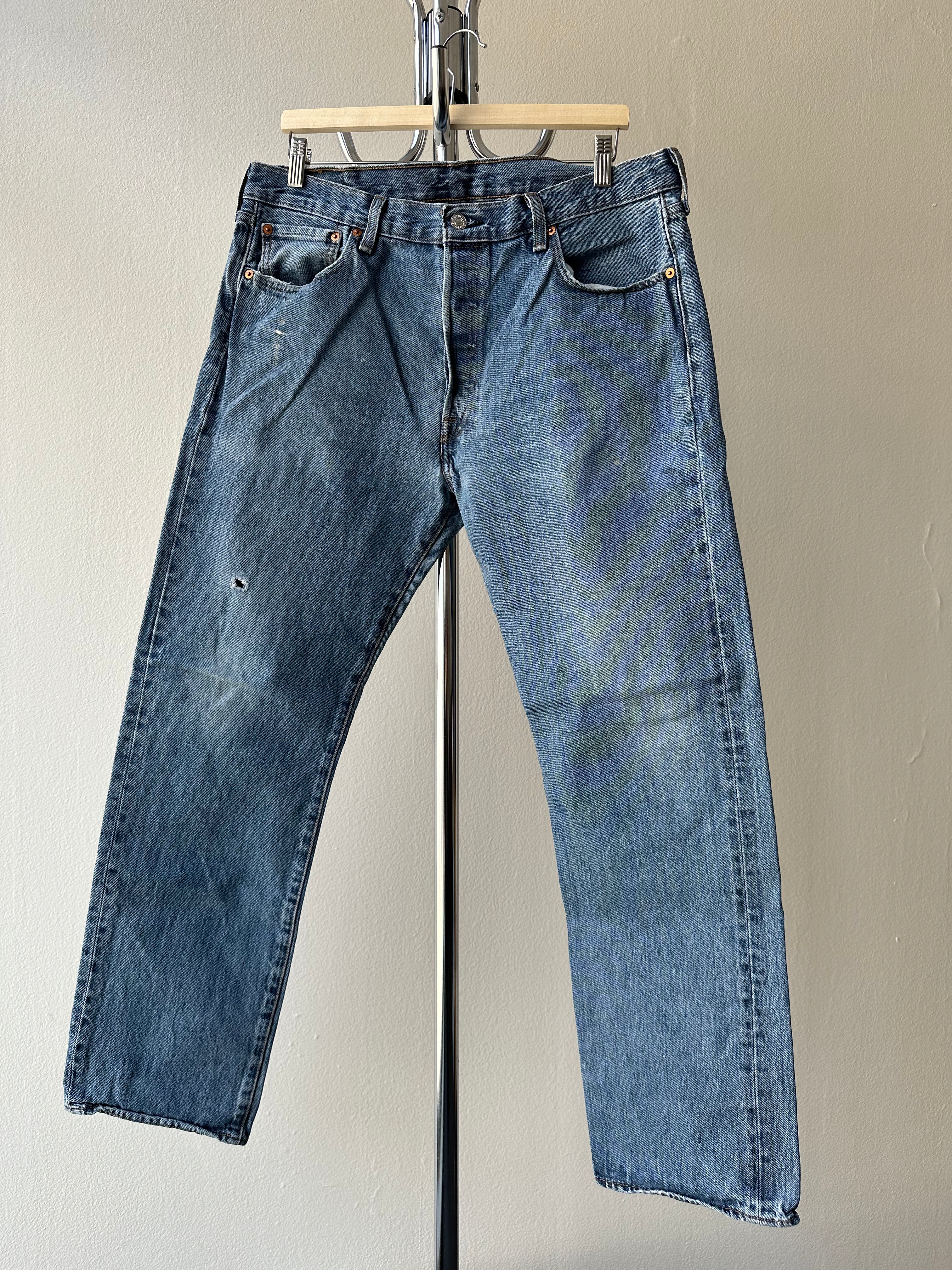 Levi's 501 Pants - size 38x32