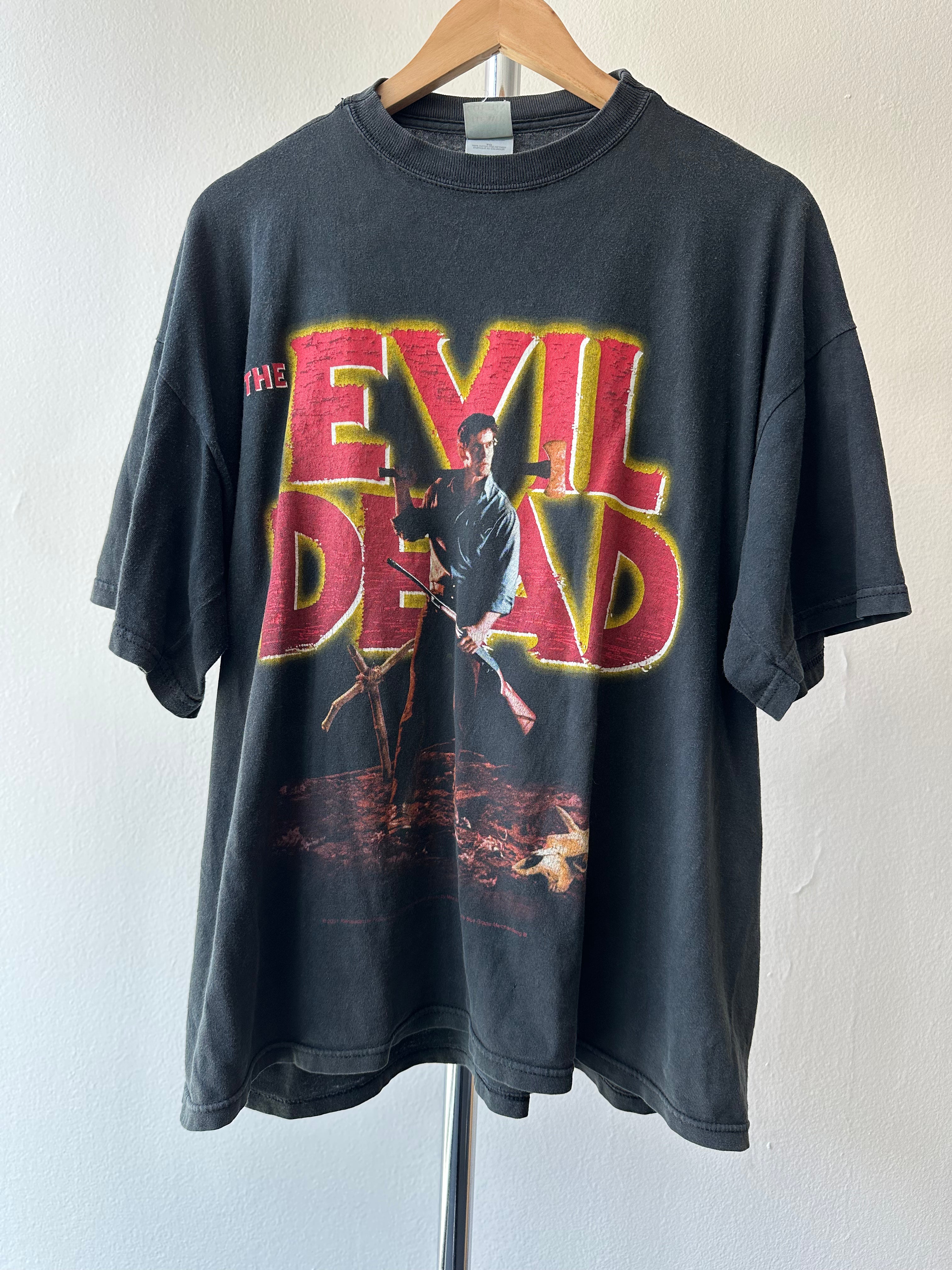 Vintage 2001 Evil Dead T-shirt - size XL