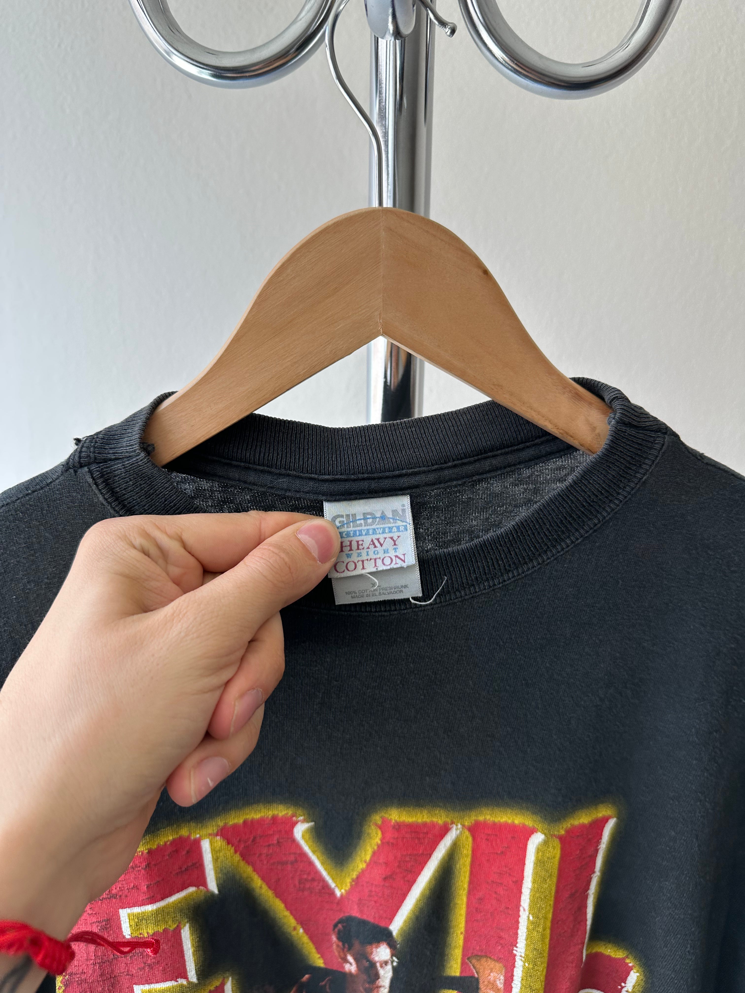Vintage 2001 Evil Dead T-shirt - size XL