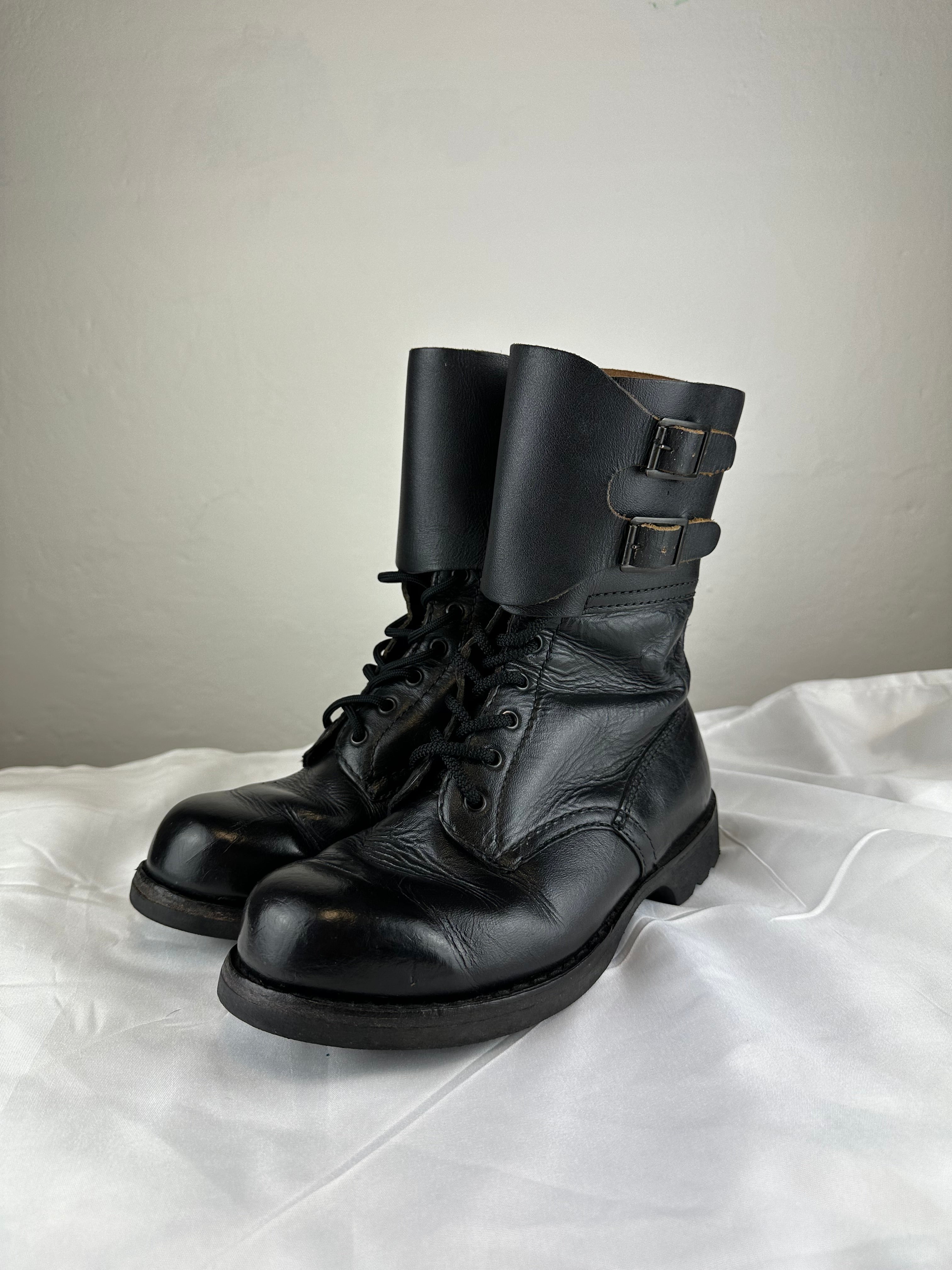 Vintage 1980s Military Boots - size 41