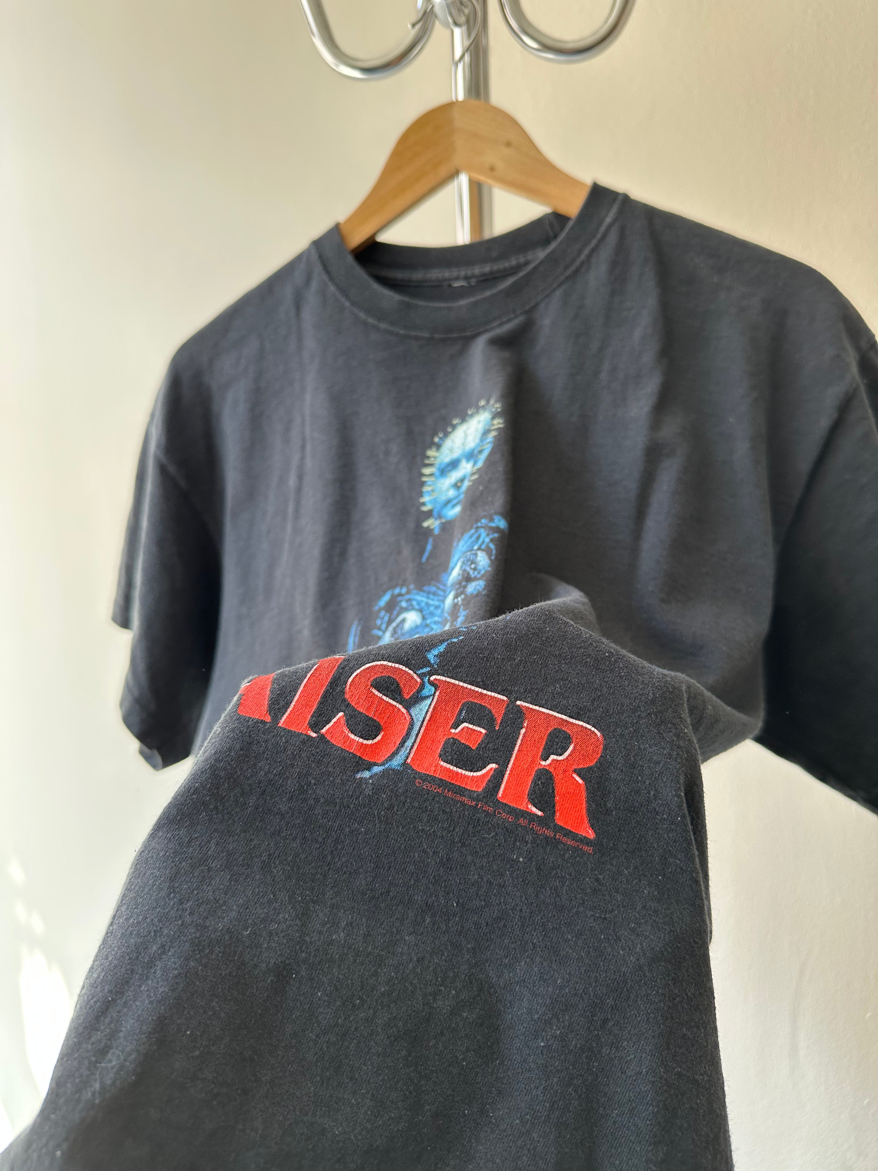 Vintage 2004 Hellraiser "Eager to Play" T-shirt - size L