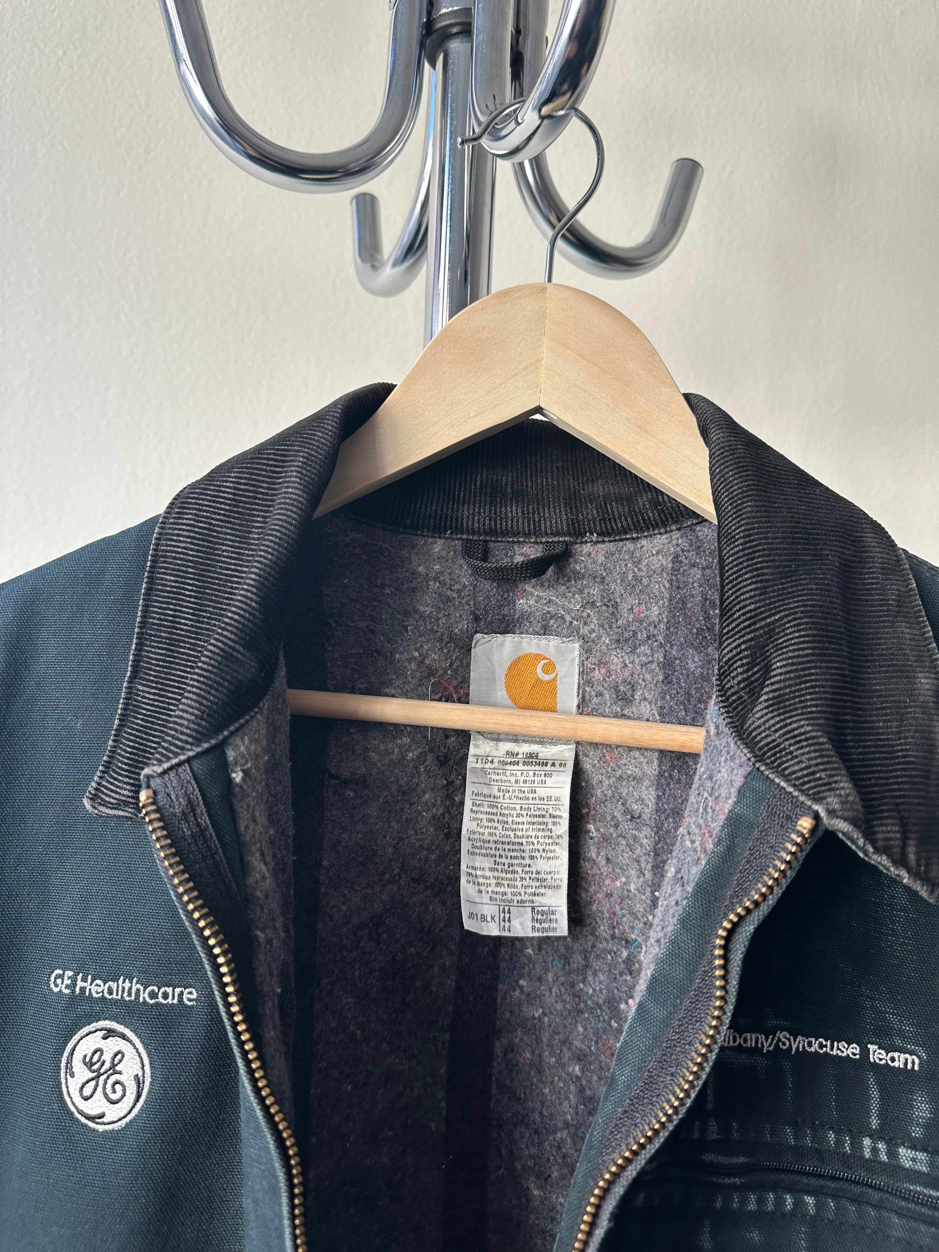 Vintage Carhartt J01 BLK Detroit Jacket - size L
