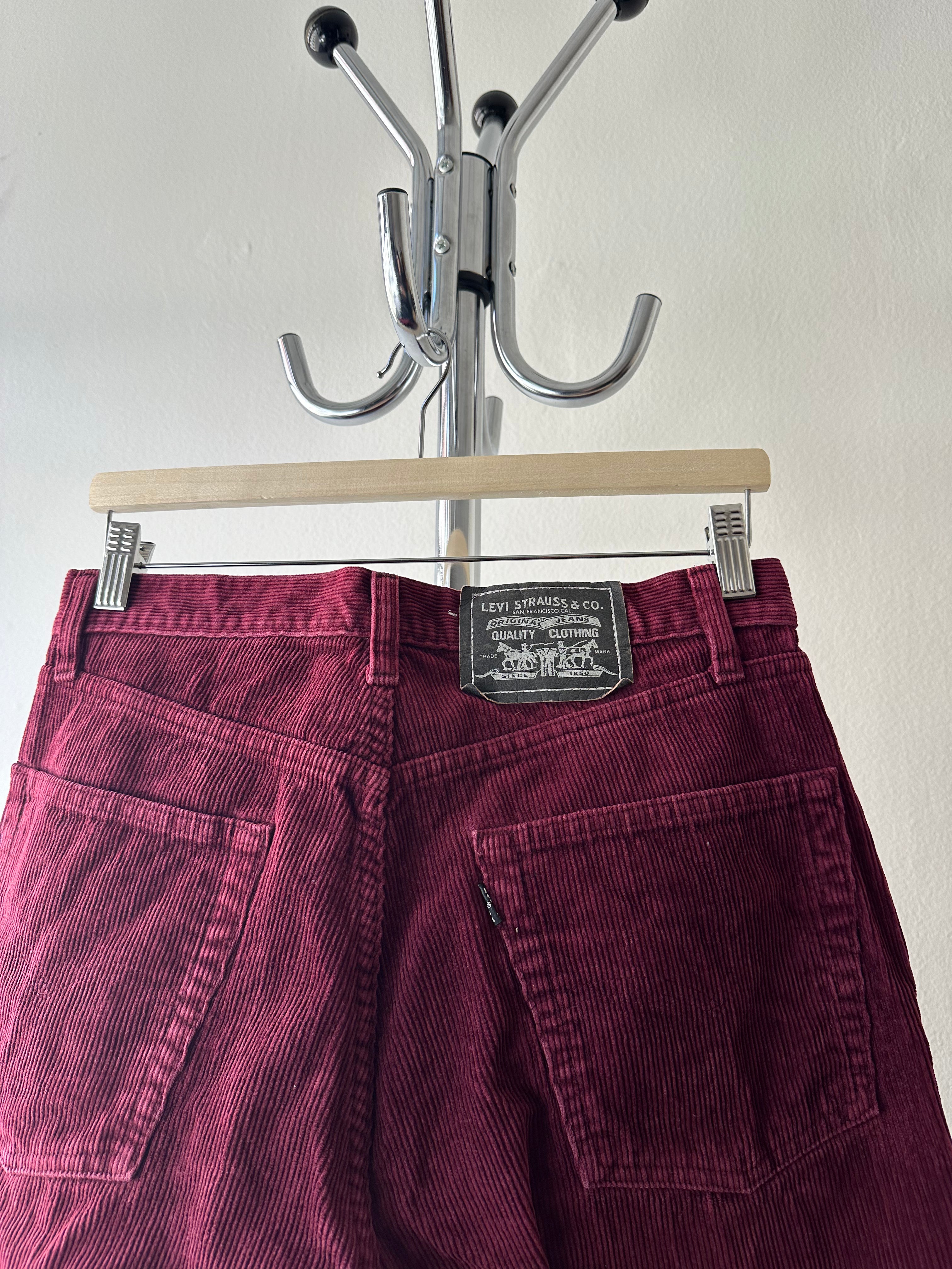 Vintage 1980s Levi’s Burgundy Corduroy Pants  – Size 32x32