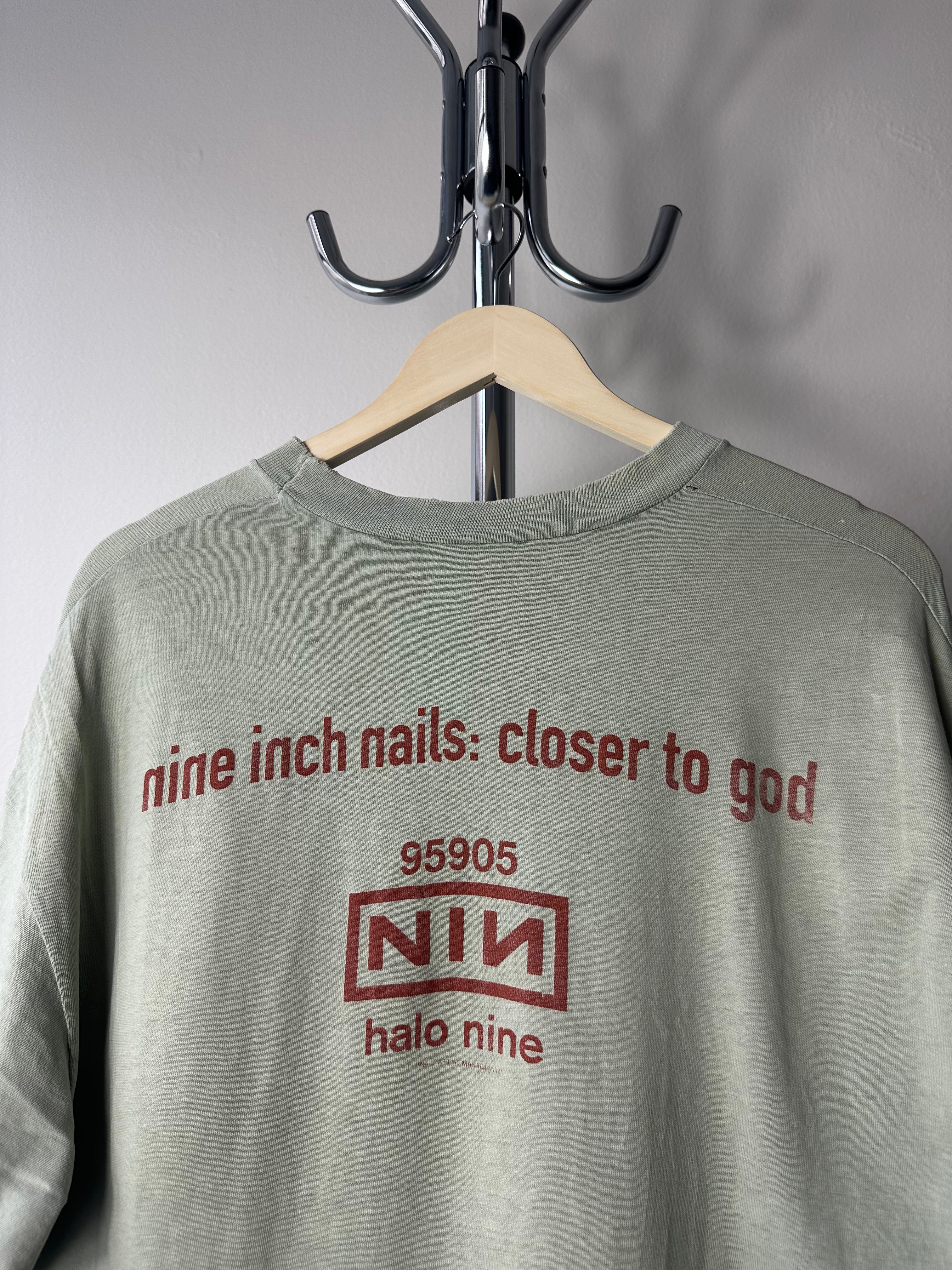 Vintage 1994 Nine Inch Nails “Closer to God” T-shirt - size L/XL