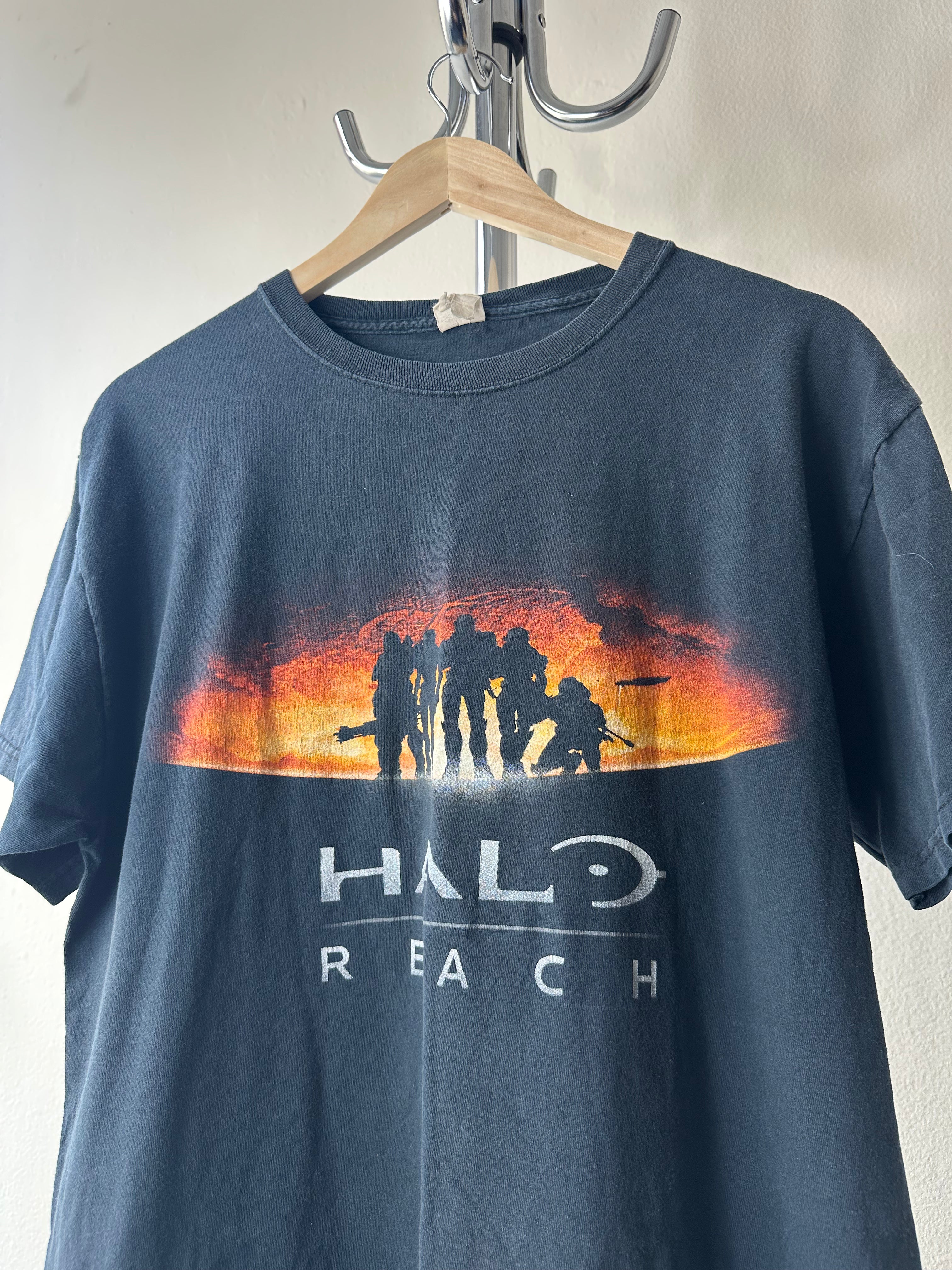 Vintage Halo: Reach T-shirt - size L