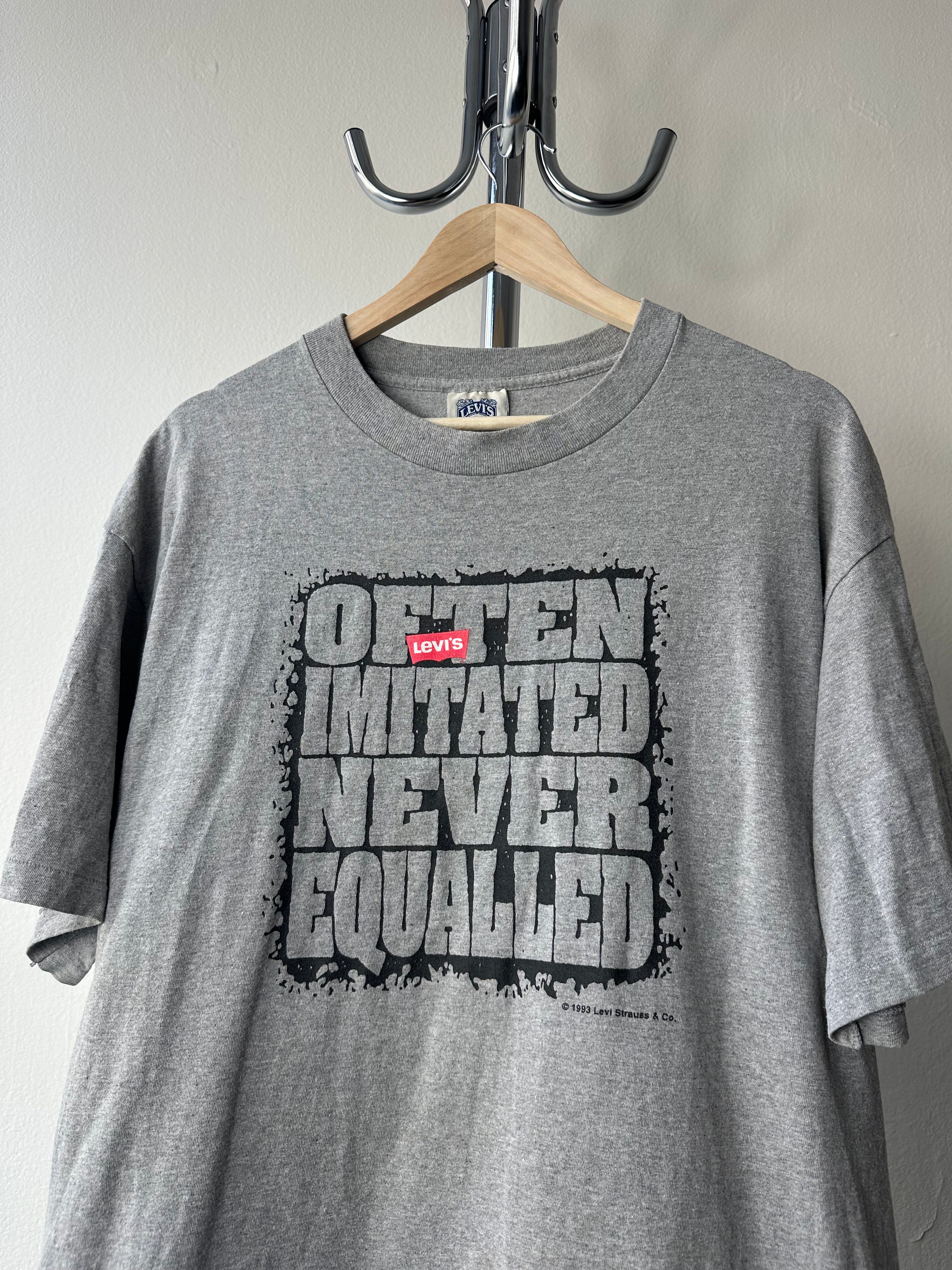 Vintage 1990s Levi's "Often Imitated Never Equalled" t-shirt - size XL