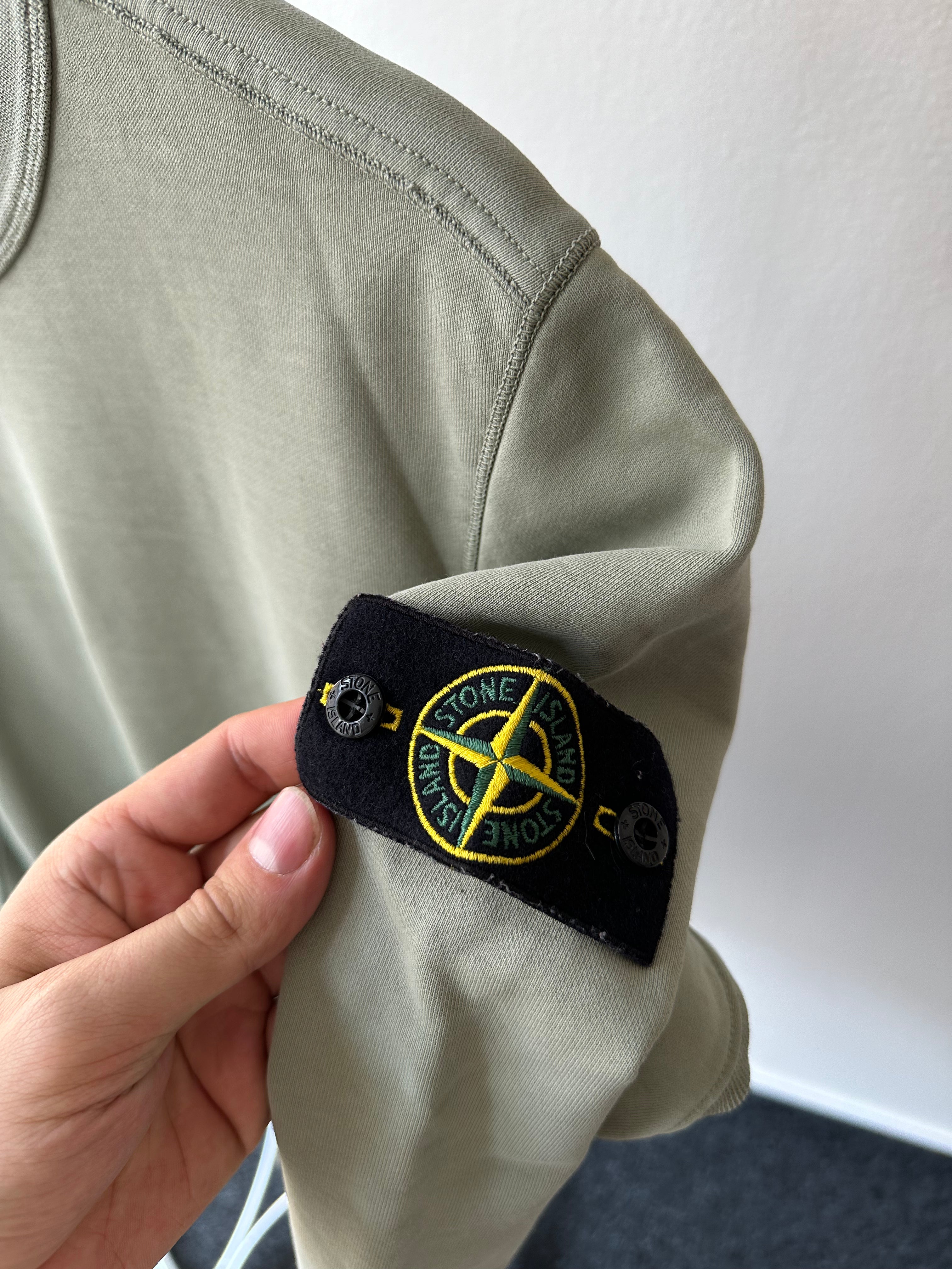 Stone Island Light Green Crewneck - size M