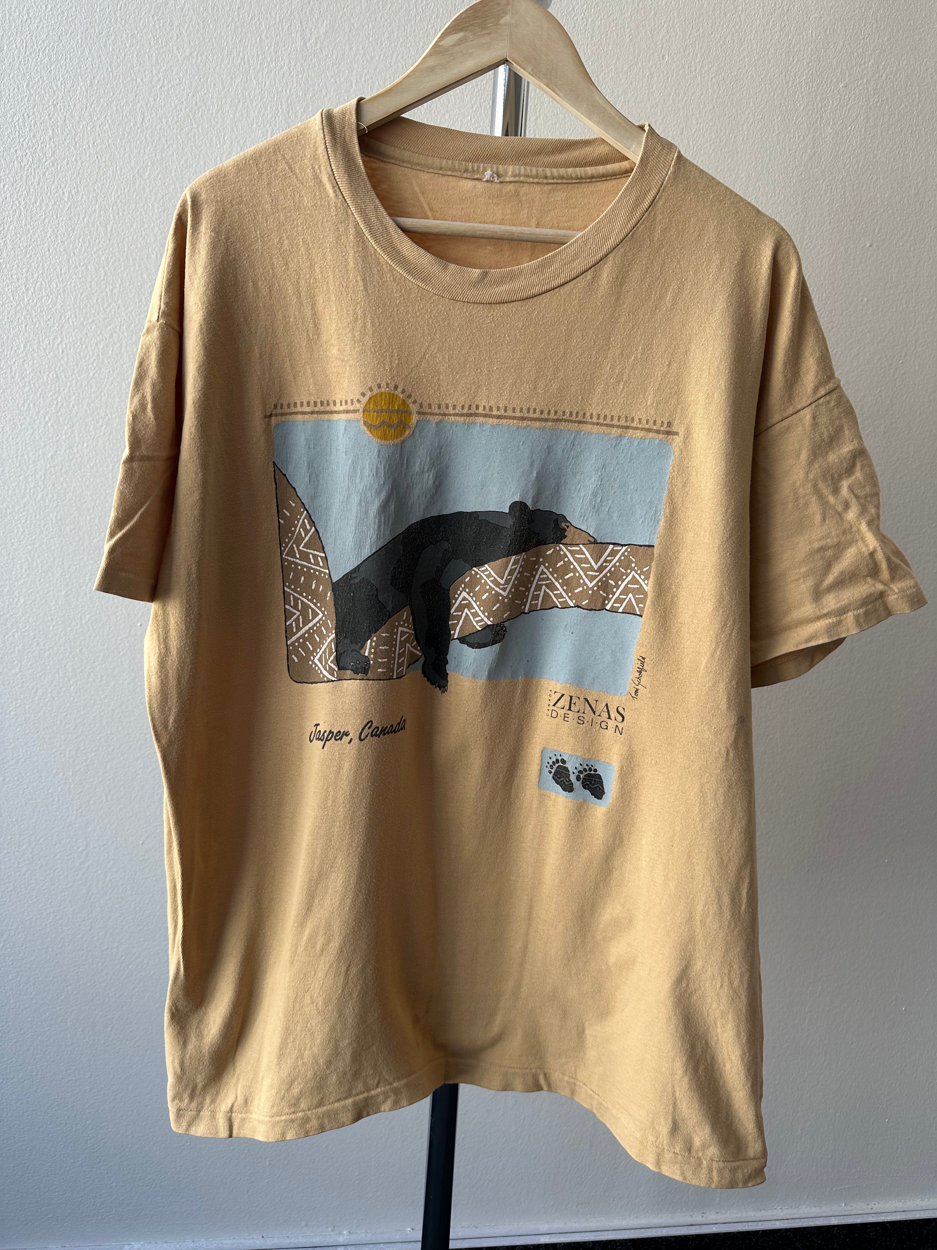 1990s Bear Art Animal T-shirt - size XL