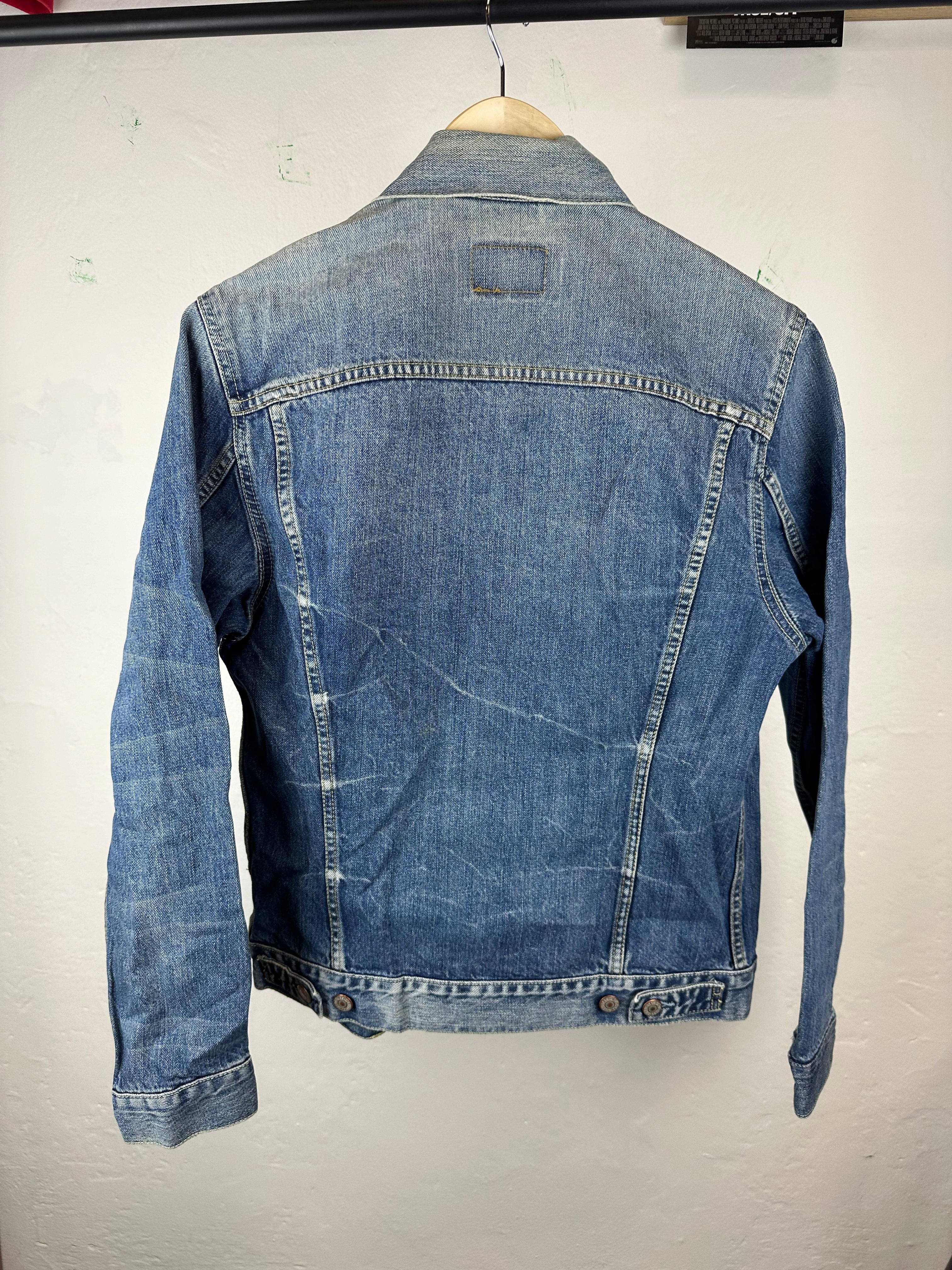 Vintage Levi's Washed Denim Jacket - size M