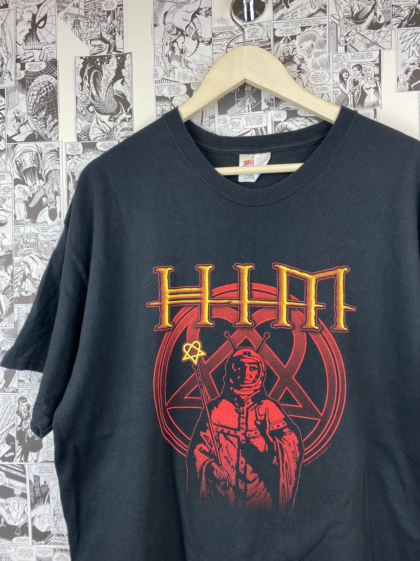 Vintage HIM “Heartagram” t-shirt - size XL