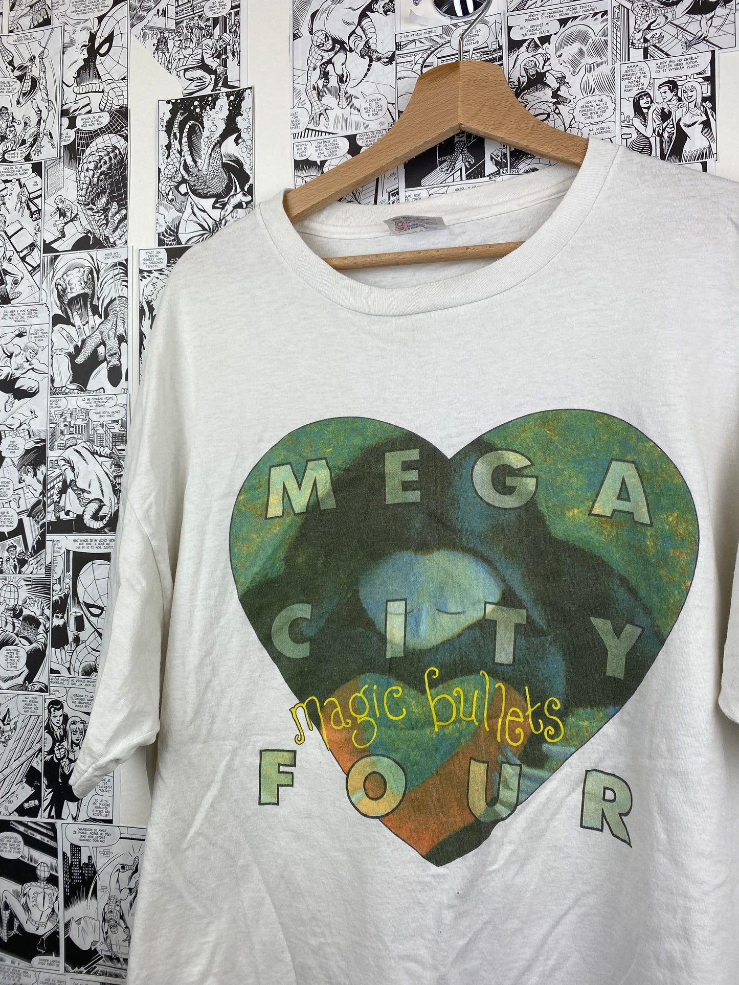 Vintage Mega City Four “Magic Bullets” 1993 t-shirt - size XL