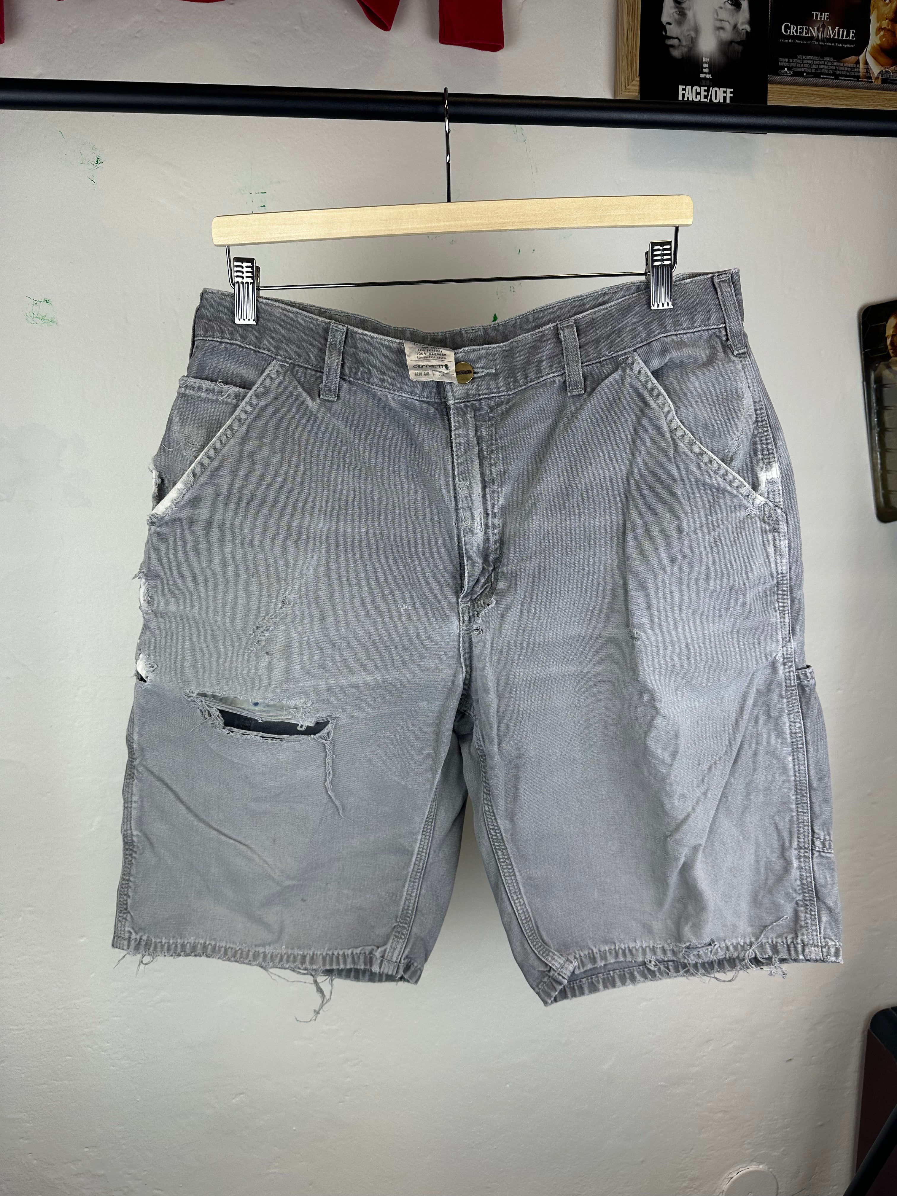 Vintage Carhartt Distressed Shorts - size 34
