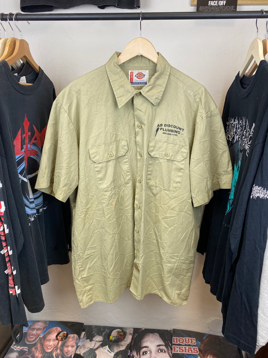 Vintage Dickies “Dicount Plumbing” Short Sleeve Shirt - size XL