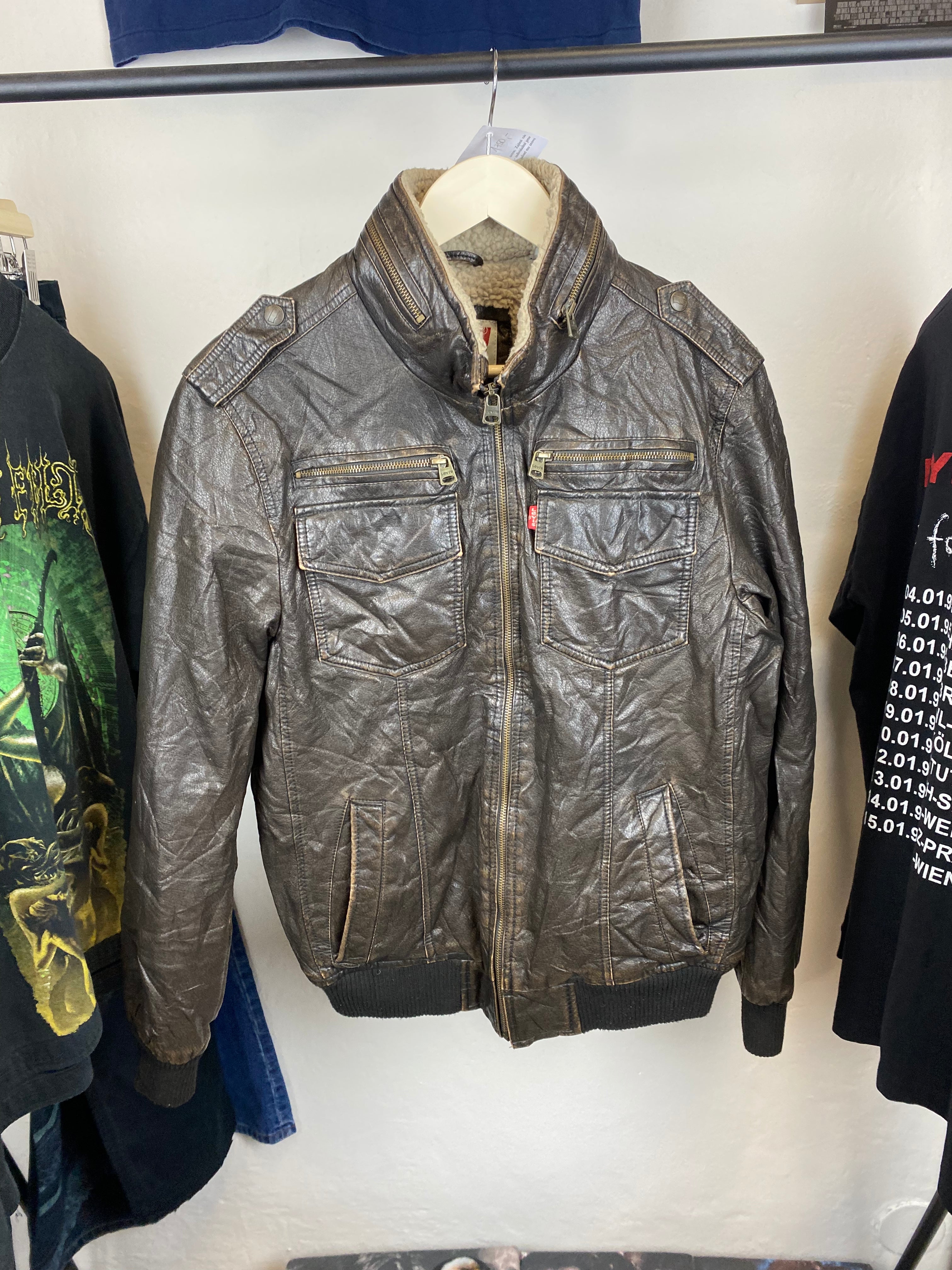 Vintage Levi’s Aviator Leather Jacket - size M