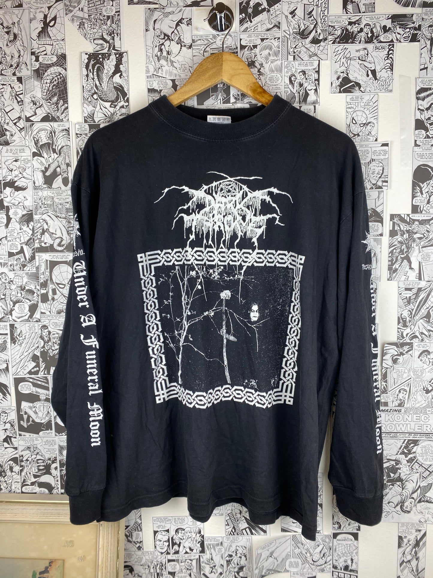 Vintage Darkthrone “Under A Funeral Moon - Taakeferd” 1992 - size L