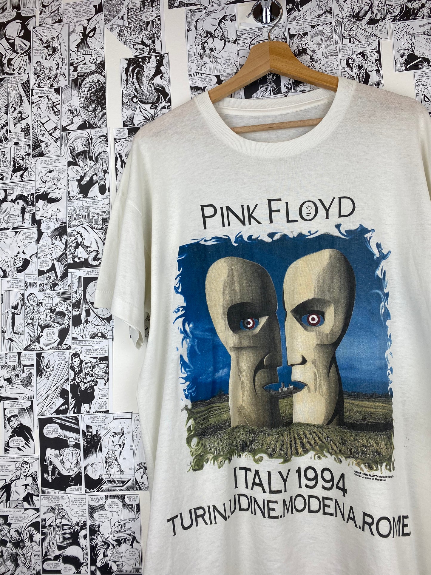 Vintage Pink Floyd “the Division Bell” 1994 T-shirt - size L