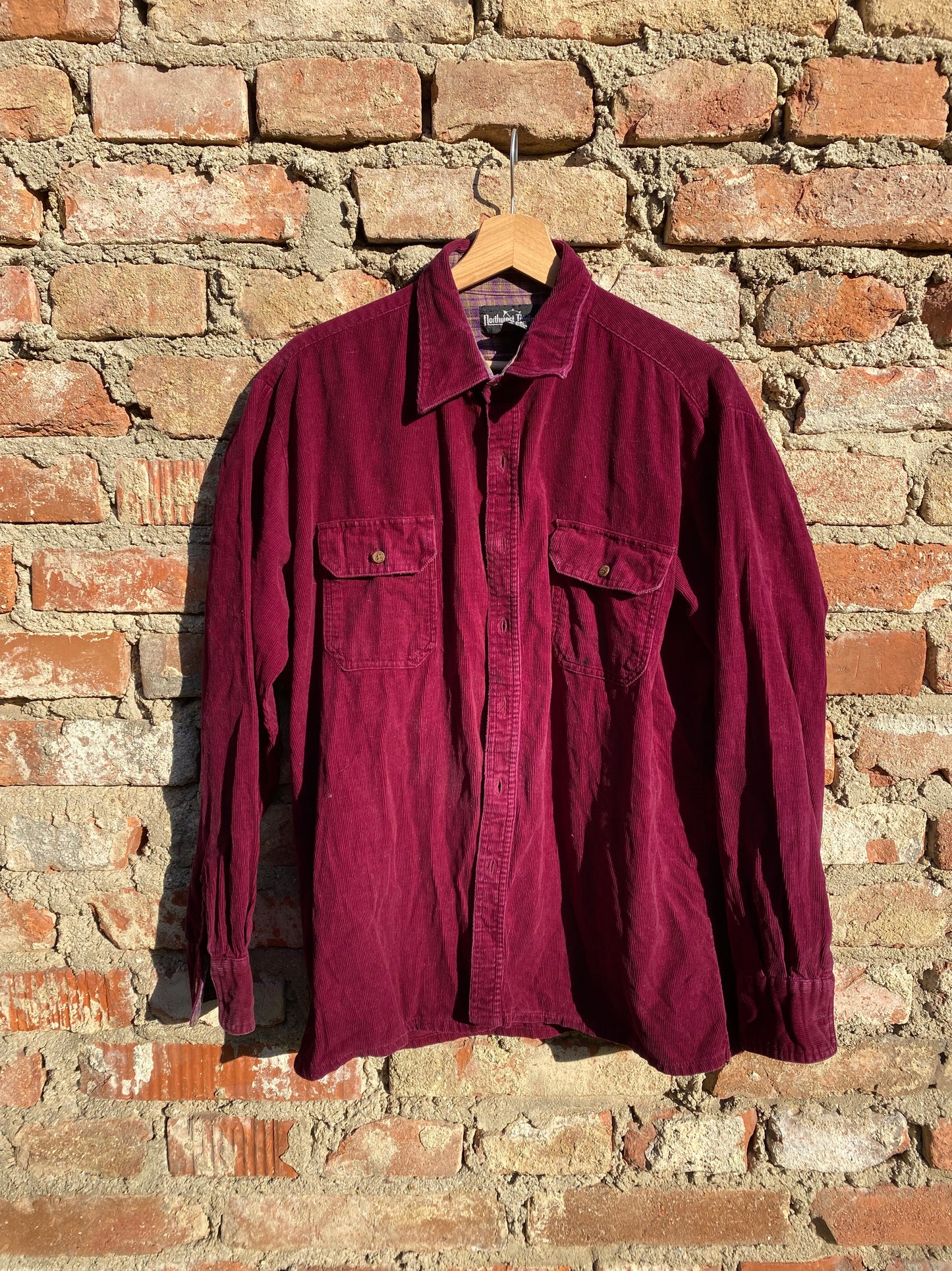 Vintage Red shirt - size M