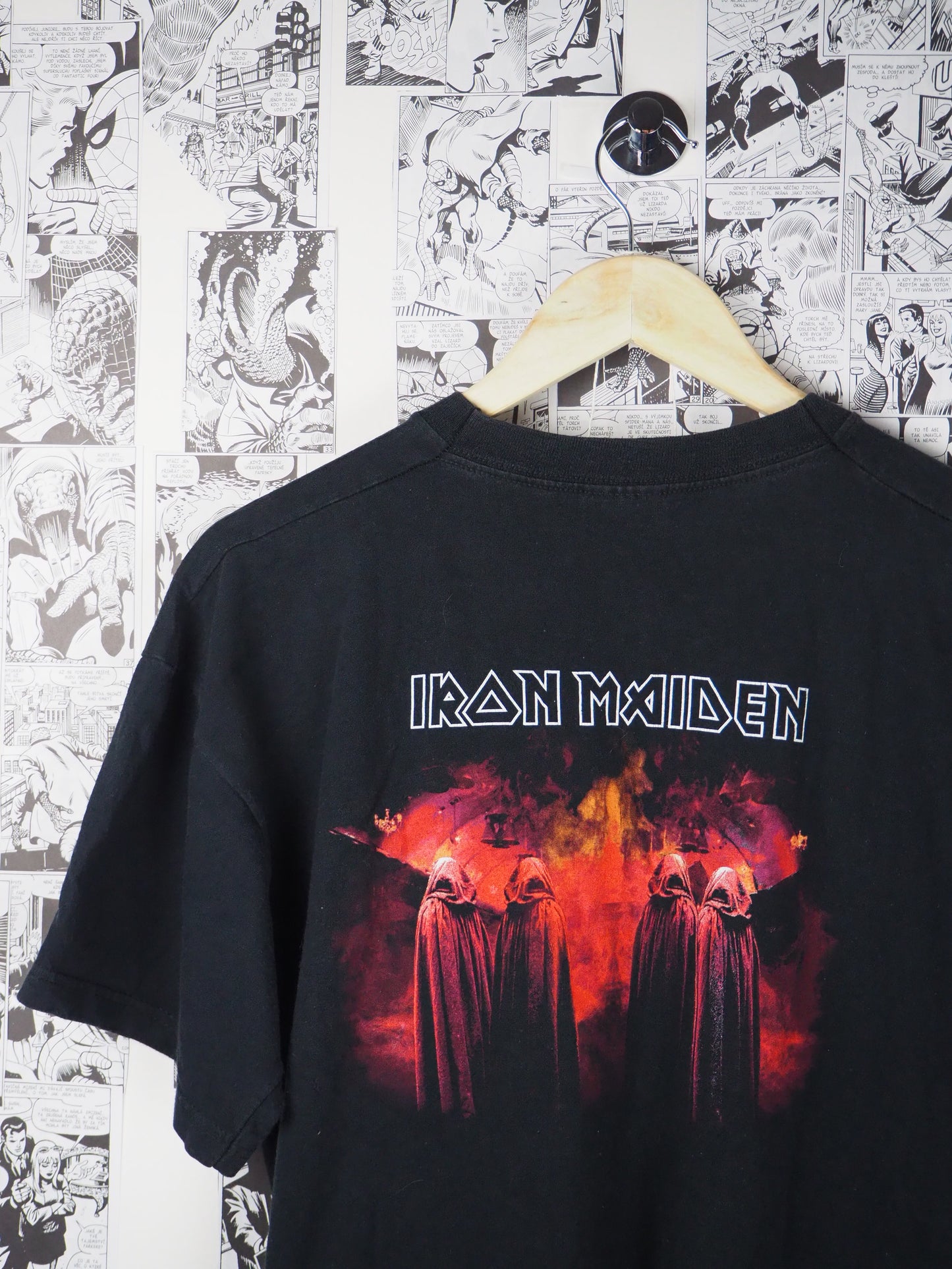 Vintage Iron Maiden "Dance of Death" 2003 t-shirt - size L