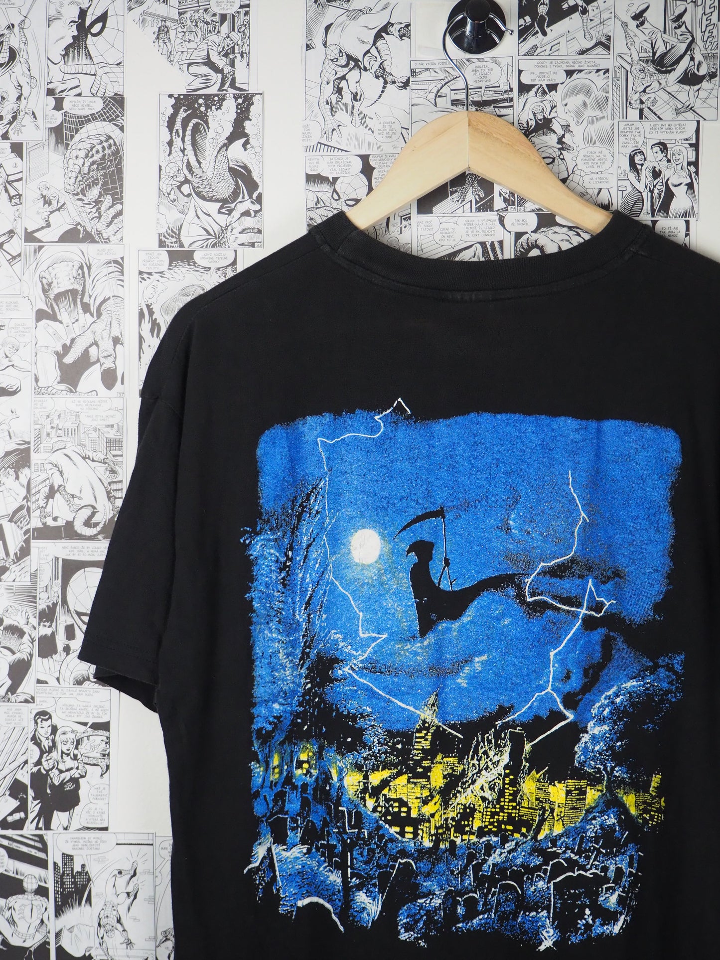 Vintage Iron Maiden "Live After Death" 90s t-shirt - size XL