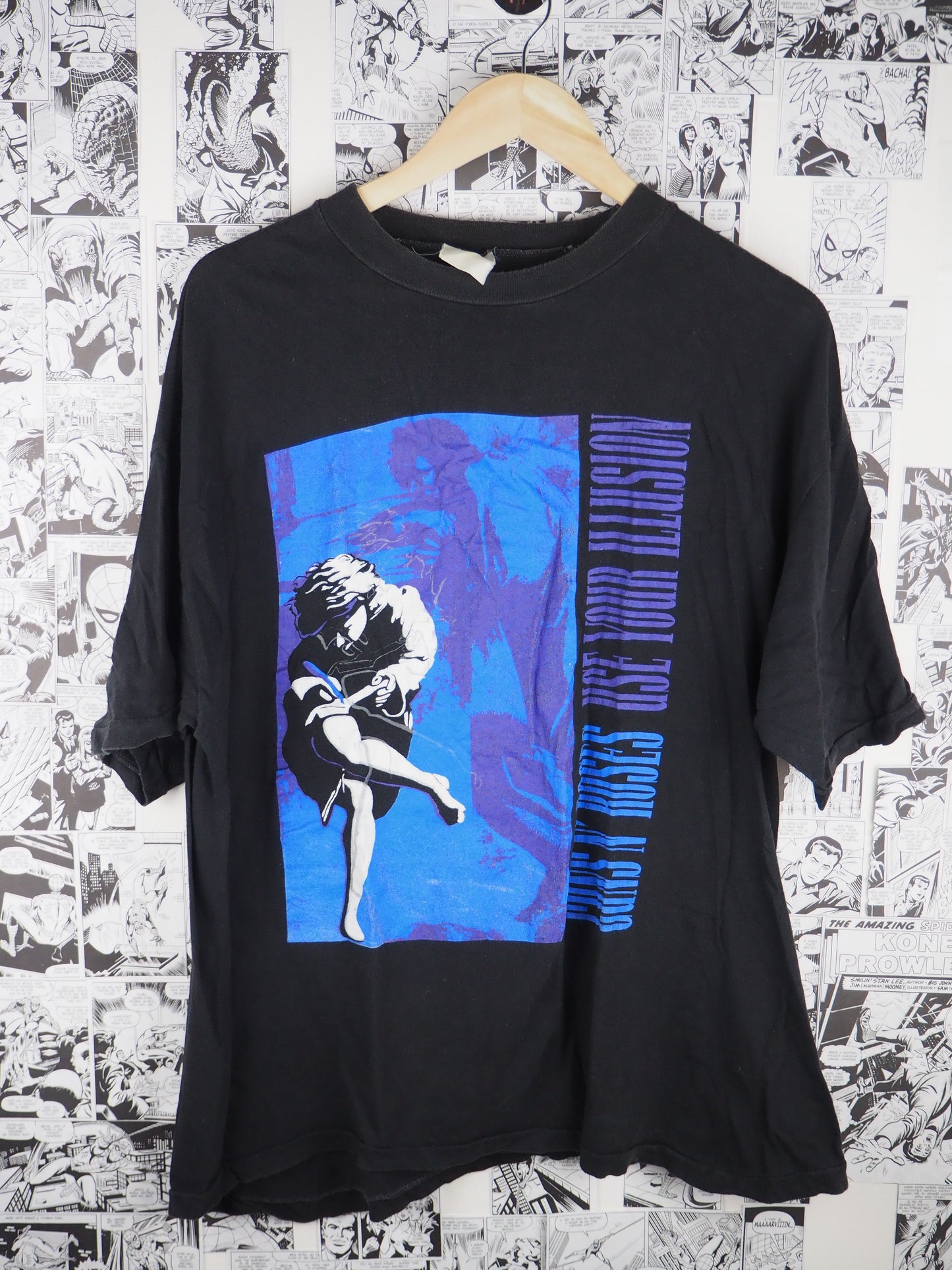 Vintage Guns N' Roses "Use Your Illusion" 90s t-shirt - size XL
